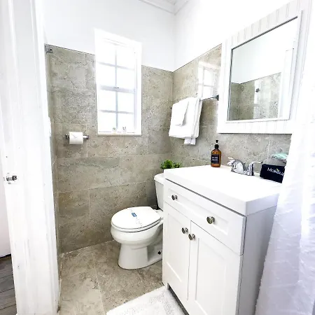 1K Bed Studio Apt With Shared Pool 02 Clearwater Exterior photo