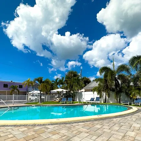 1K Bed Studio Apt With Shared Pool 02 Clearwater Exterior photo